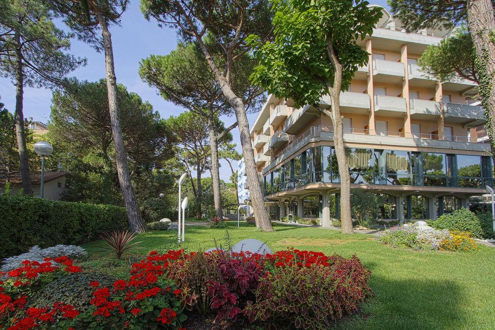 Hotel Michelangelo Milano Marittima Exterior foto