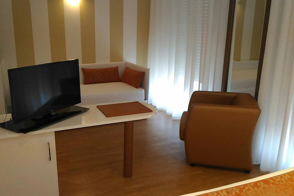 Hotel Michelangelo Milano Marittima Exterior foto
