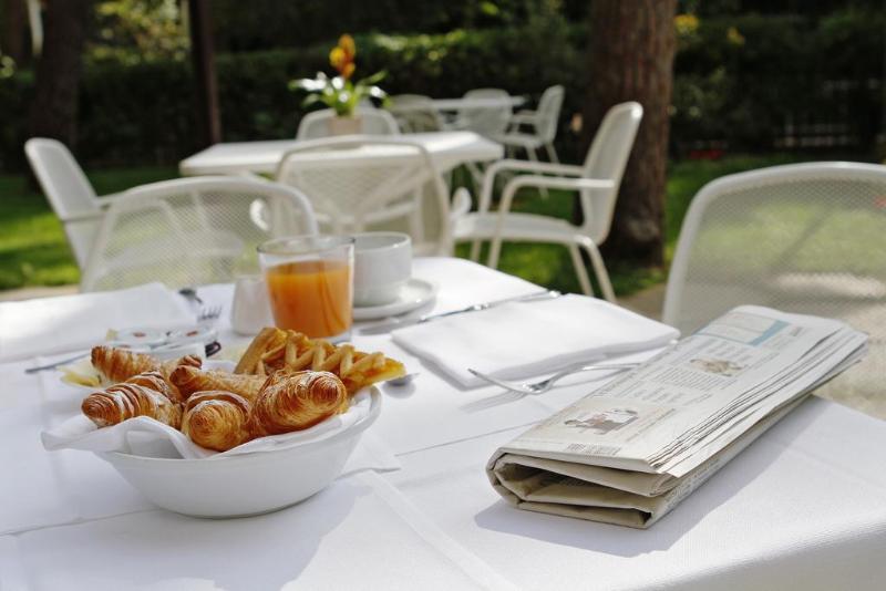 Hotel Michelangelo Milano Marittima Exterior foto