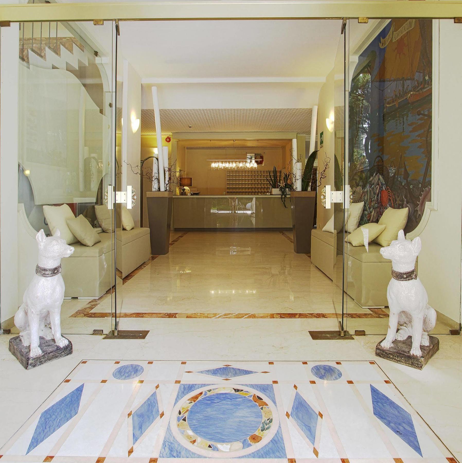 Hotel Michelangelo Milano Marittima Exterior foto