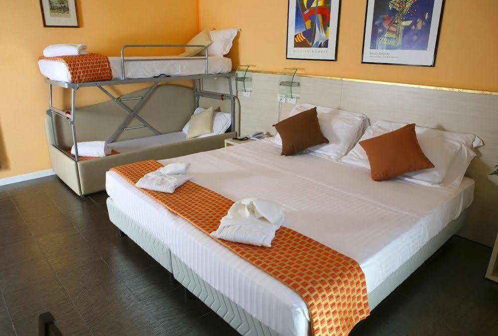 Hotel Michelangelo Milano Marittima Exterior foto