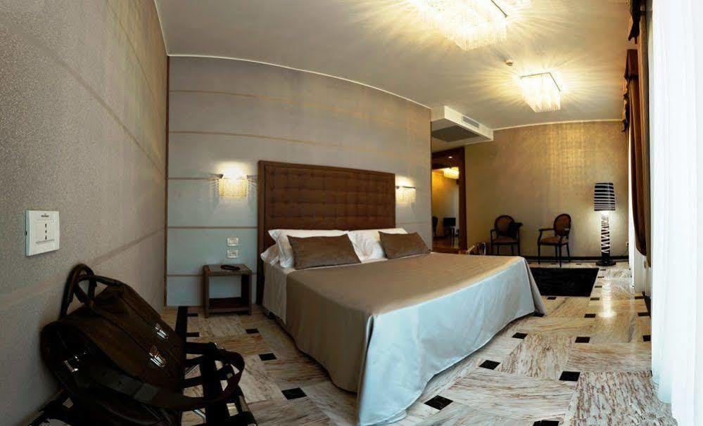 Hotel Michelangelo Milano Marittima Exterior foto