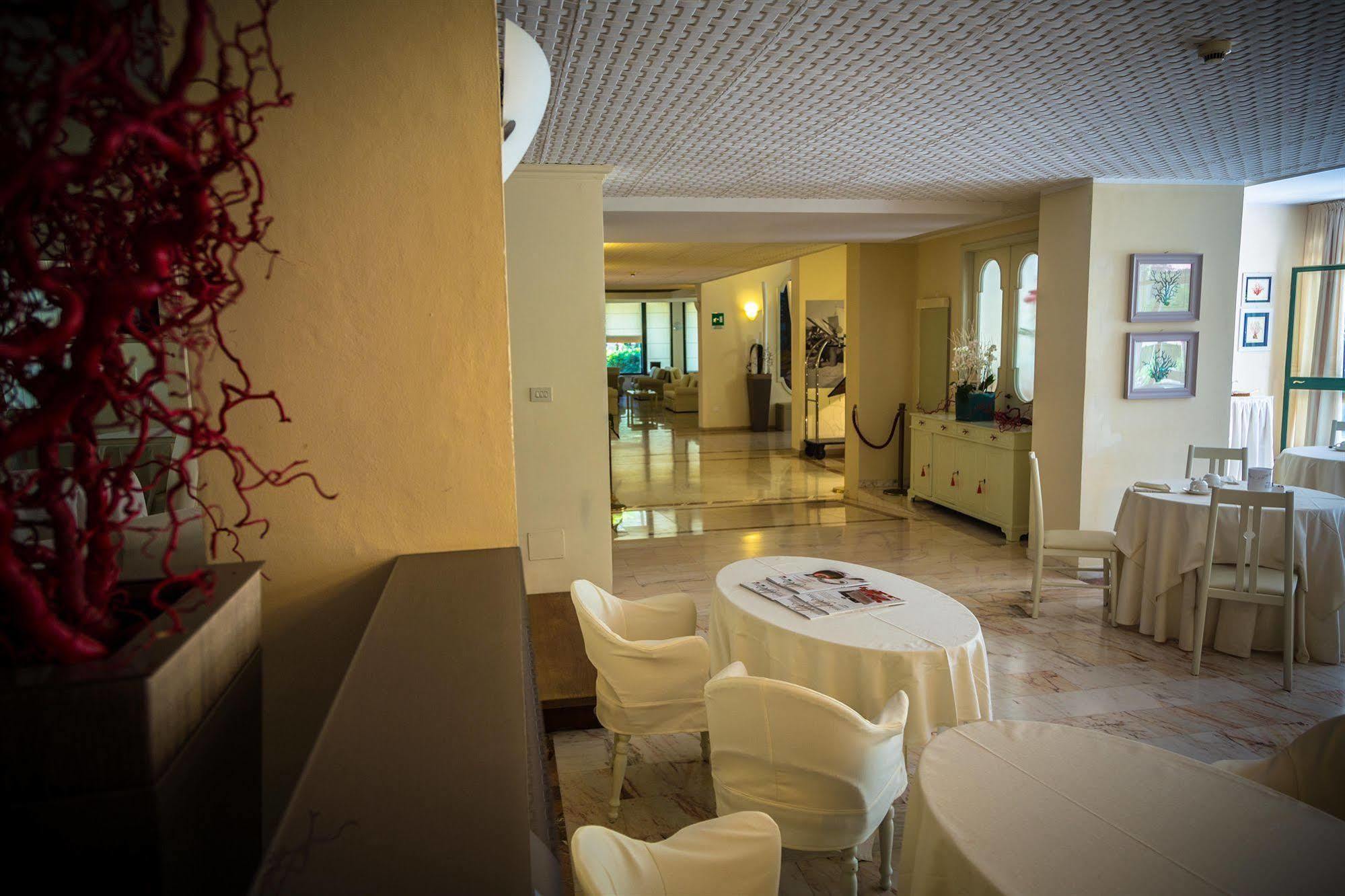 Hotel Michelangelo Milano Marittima Exterior foto